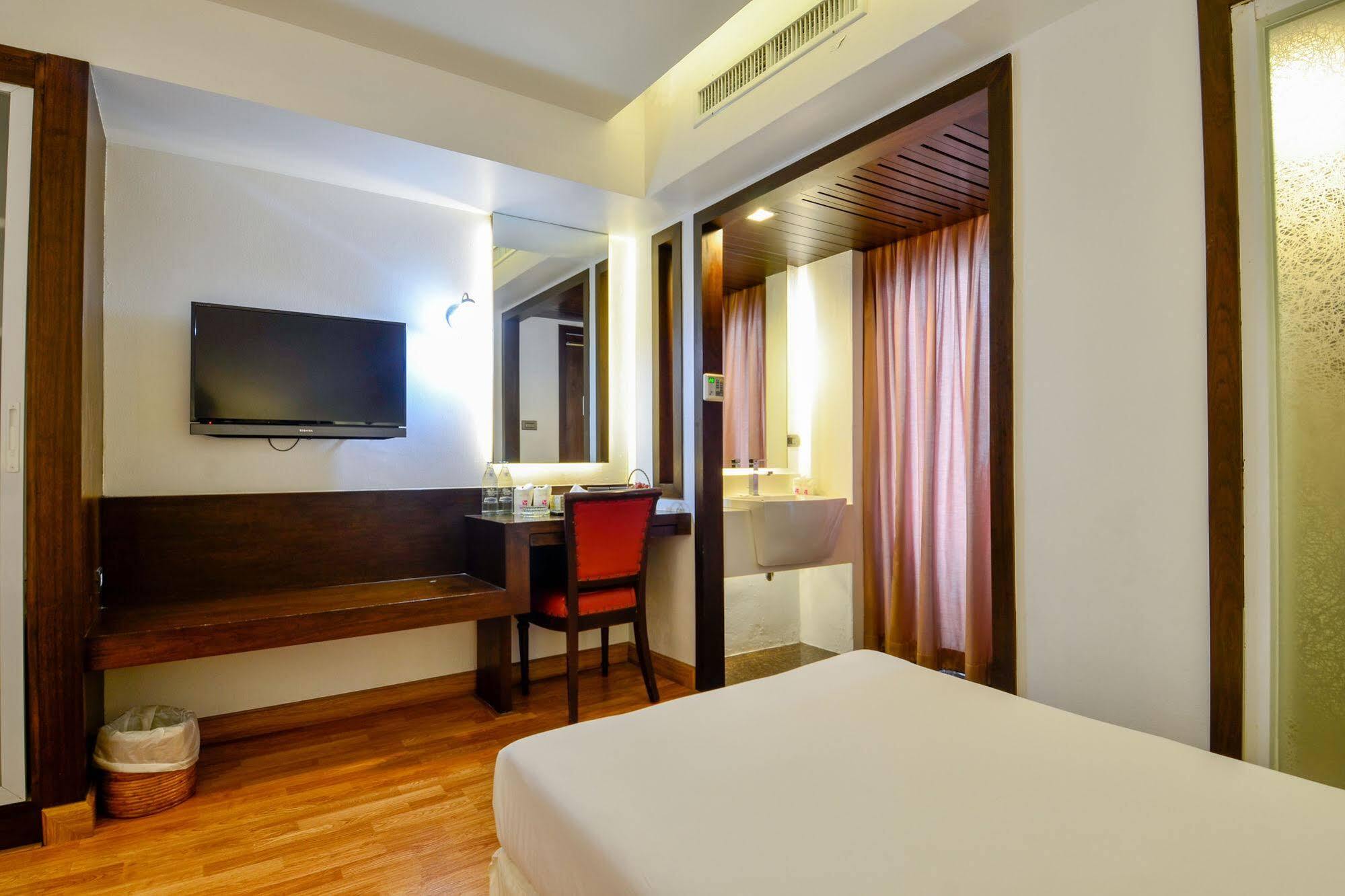Viva Hotel Songkhla Buitenkant foto