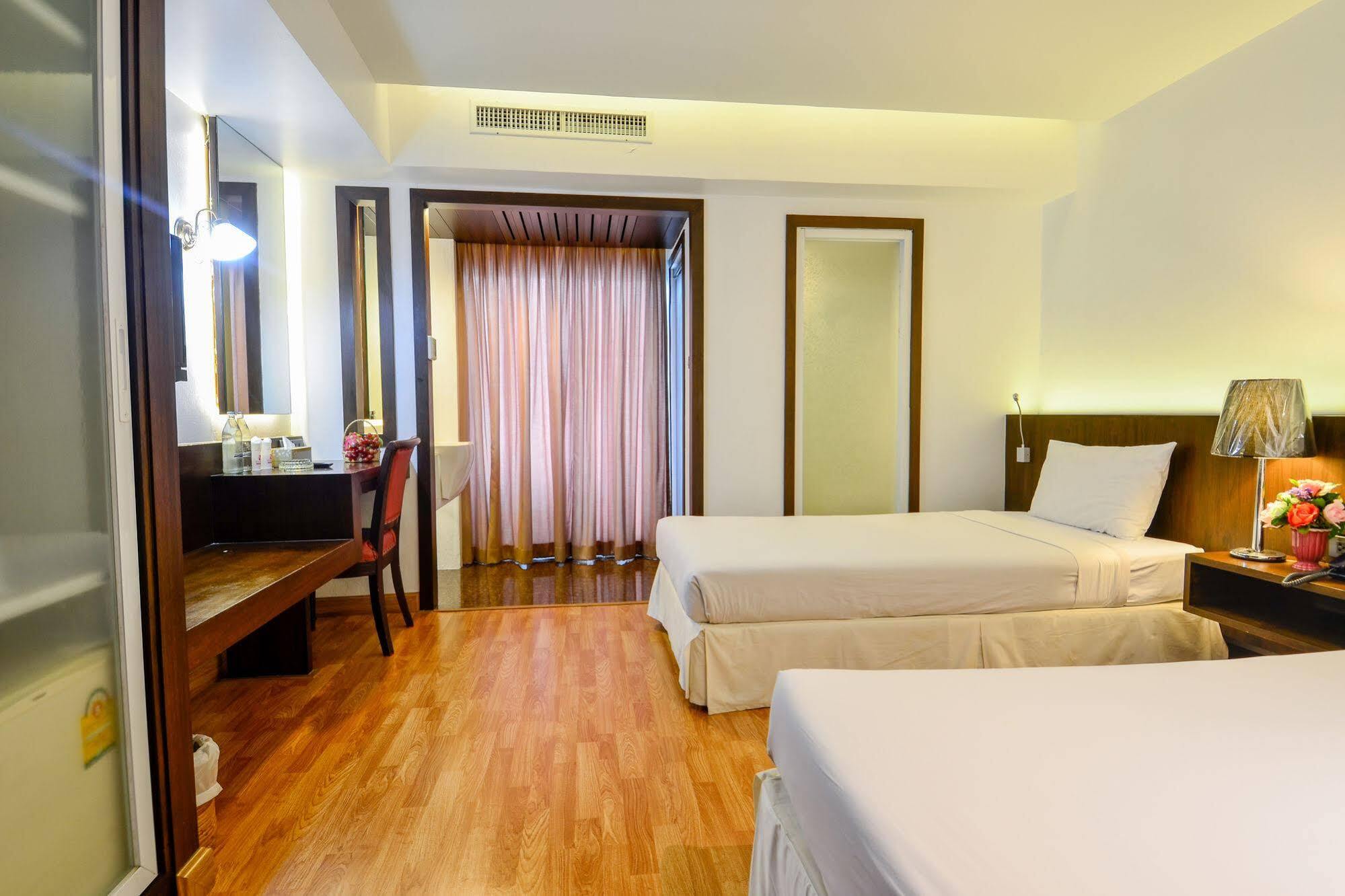 Viva Hotel Songkhla Buitenkant foto