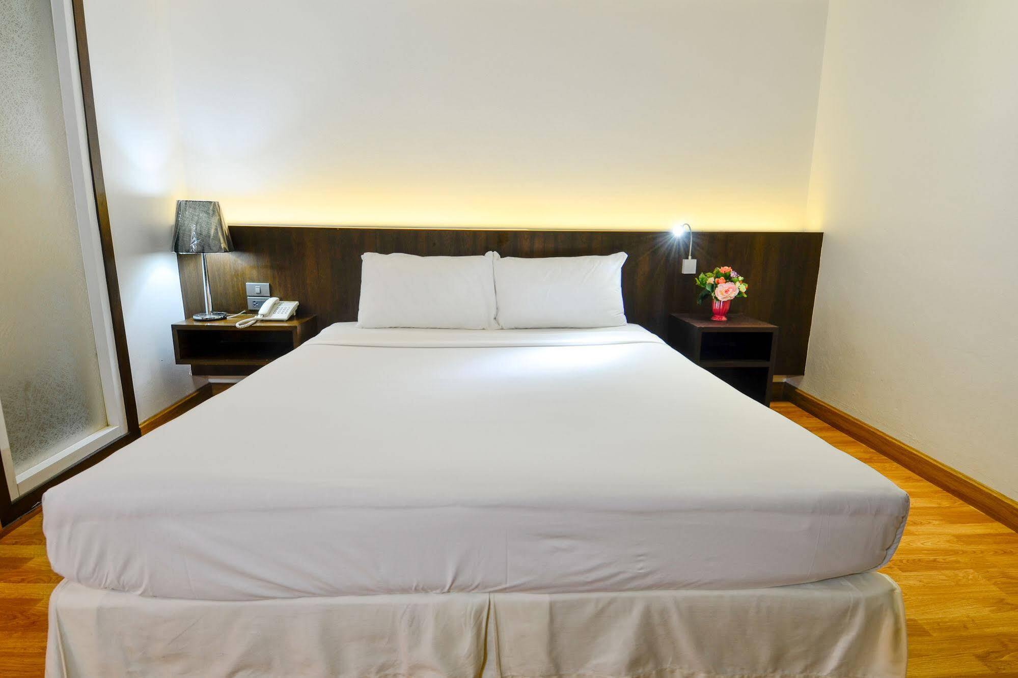 Viva Hotel Songkhla Buitenkant foto