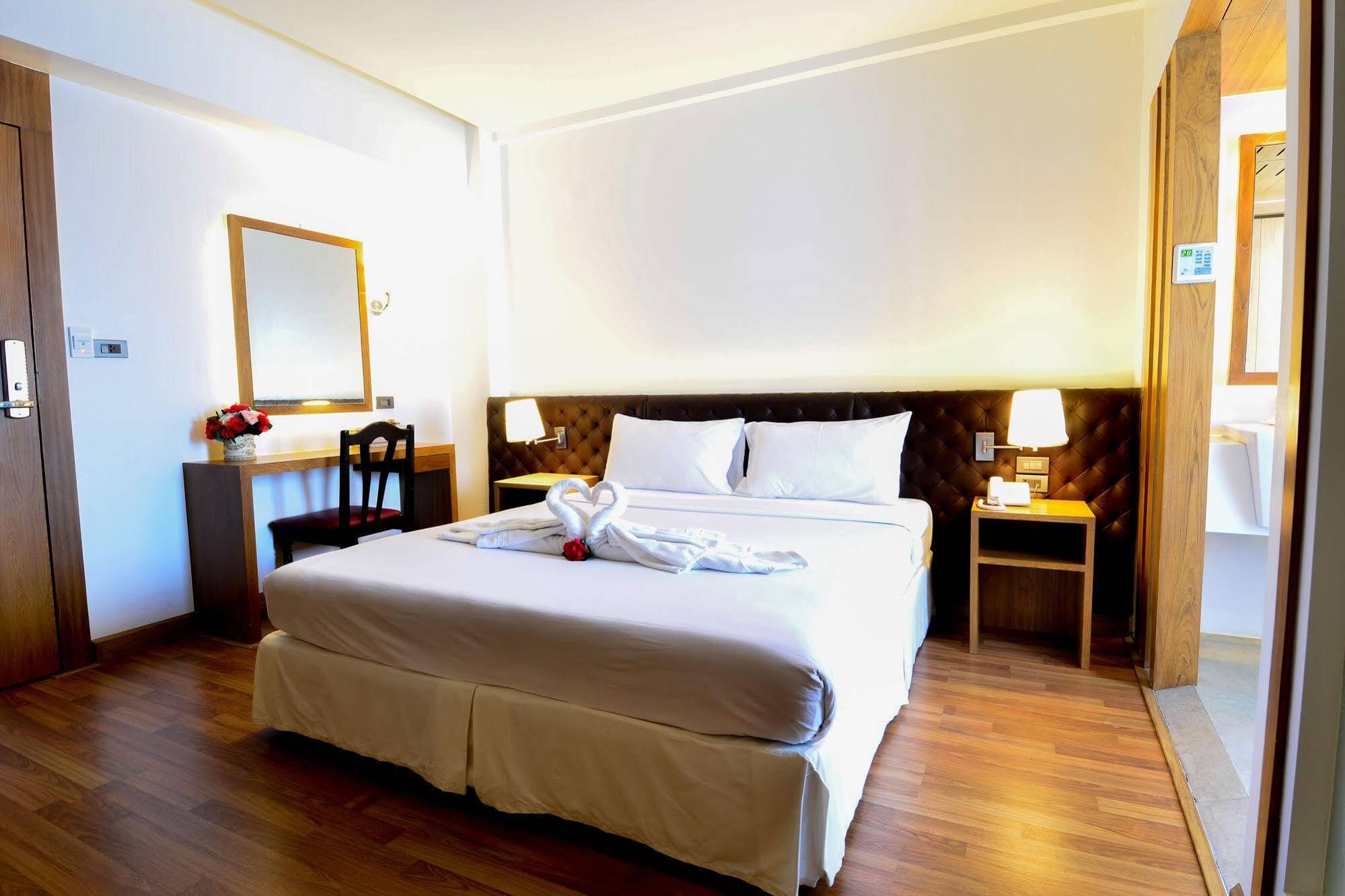 Viva Hotel Songkhla Buitenkant foto